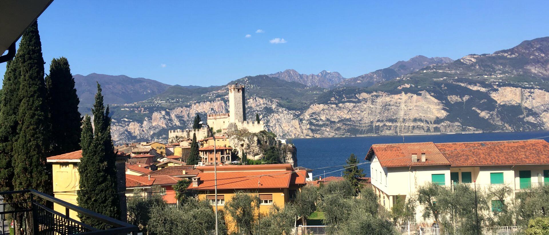 Foto di appartamenti in prossimità la funivia per il monte Baldo